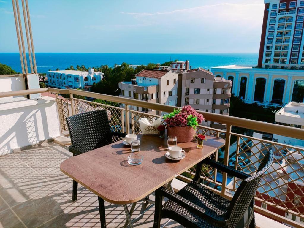 Lara Park Suites Antalya Exterior photo